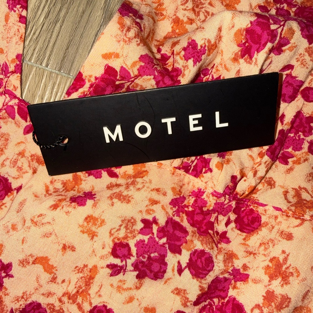 Motel Rocks Pink Floral Backless Dress - Picture 4 of 8